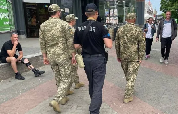 Зміна підходів до мобілізації: Мадяр різко висловився про ухилення від служби та застосування сили під час призову